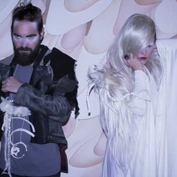 Ginger and The Ghost - One Type of Dark (Ta-ku Remix)