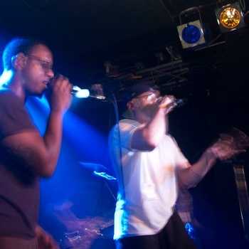 Abstract Giants: Ron p. and Abitight feat. RacecaR - Gather Round