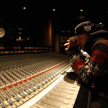 AraabMuzik (#makeourmark Contest)