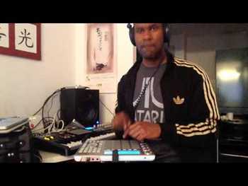 David Fingers on the Akai MPC Studio - Some Smooth Vibes video
