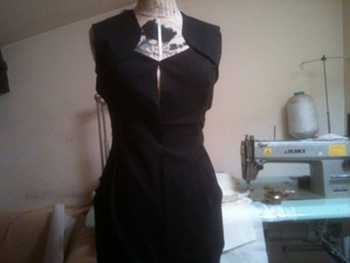 La robe Vee One par Mamaliscious