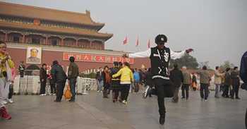 Lil Buck goes to China video