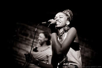 Dynasty, Ya Girl DY - Magnificent video