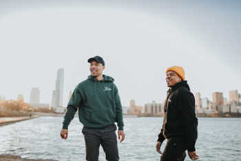 James The Mormon feat. Taylor Bennett - Holiday video