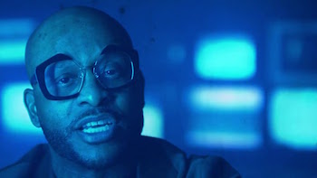 Royce Da 5'9" feat. KXNG Crooked - TRICKED video