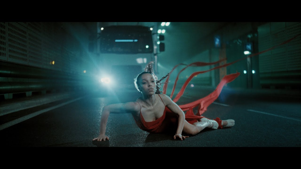 FKA twigs - Striptease video