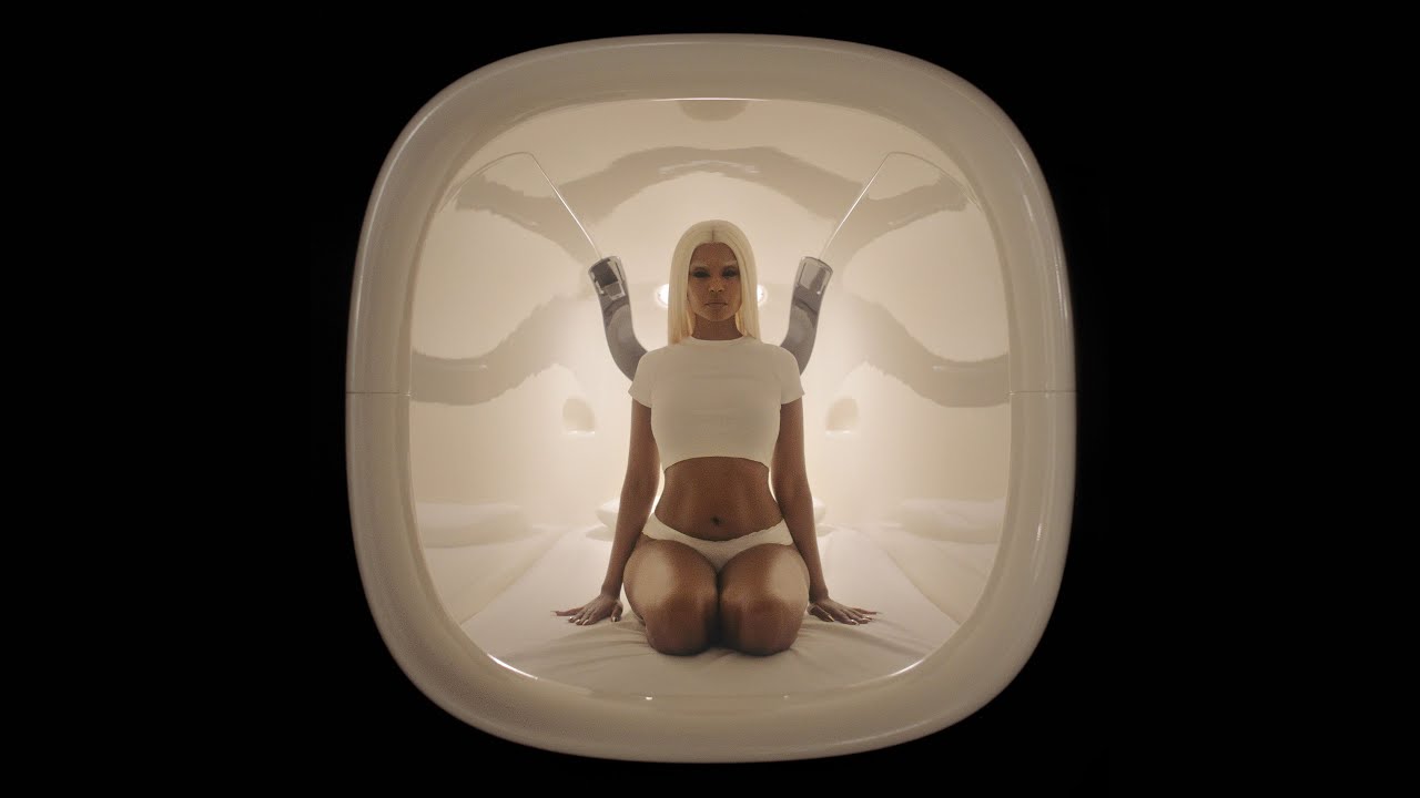 Kelela feat. Rahrah Gabor + Brazy - Closure (Flexulant x BAMBII Remix) video