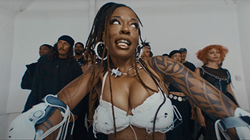 Sudan Archives - MS. PAC MAN video