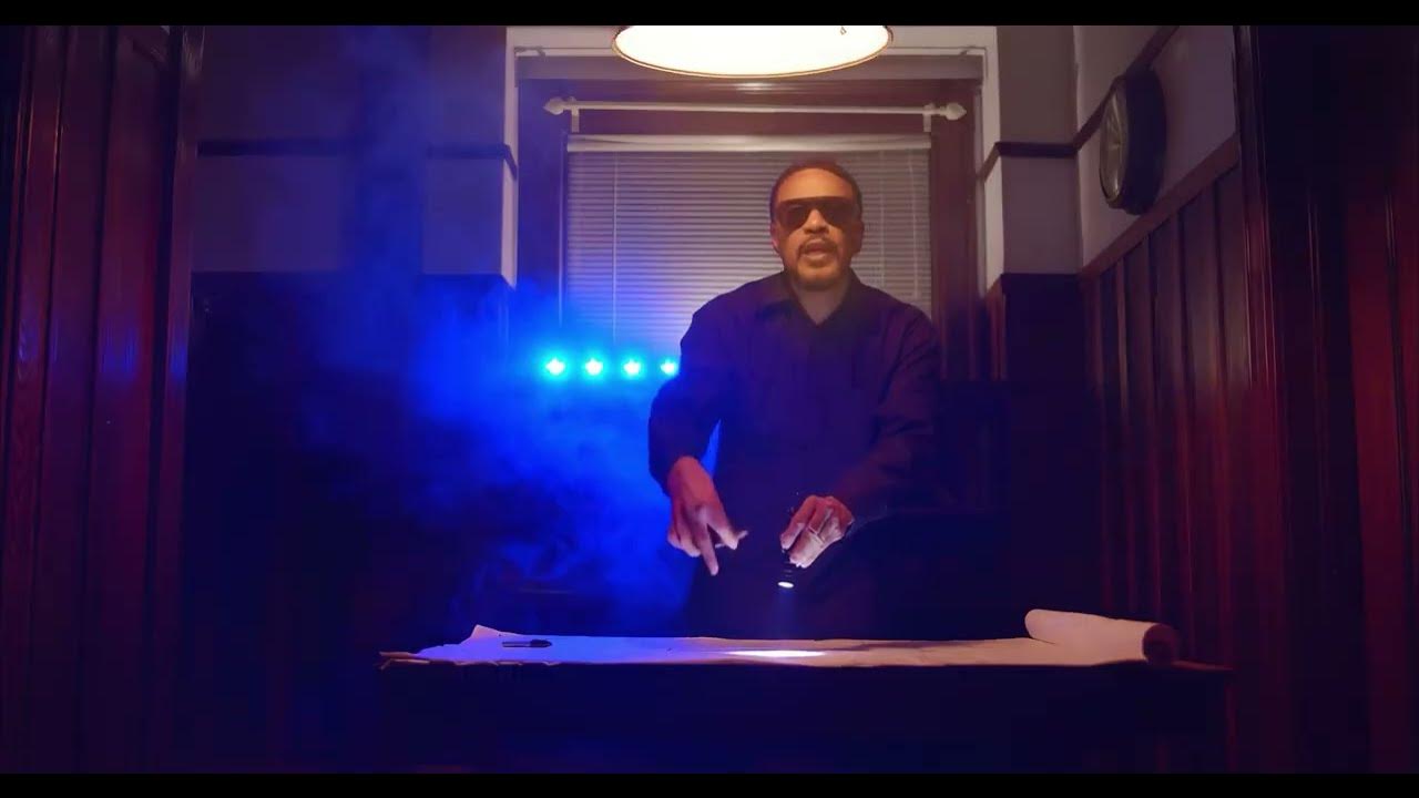 Tash (Tha Alkaholiks) – Shoe Fits video