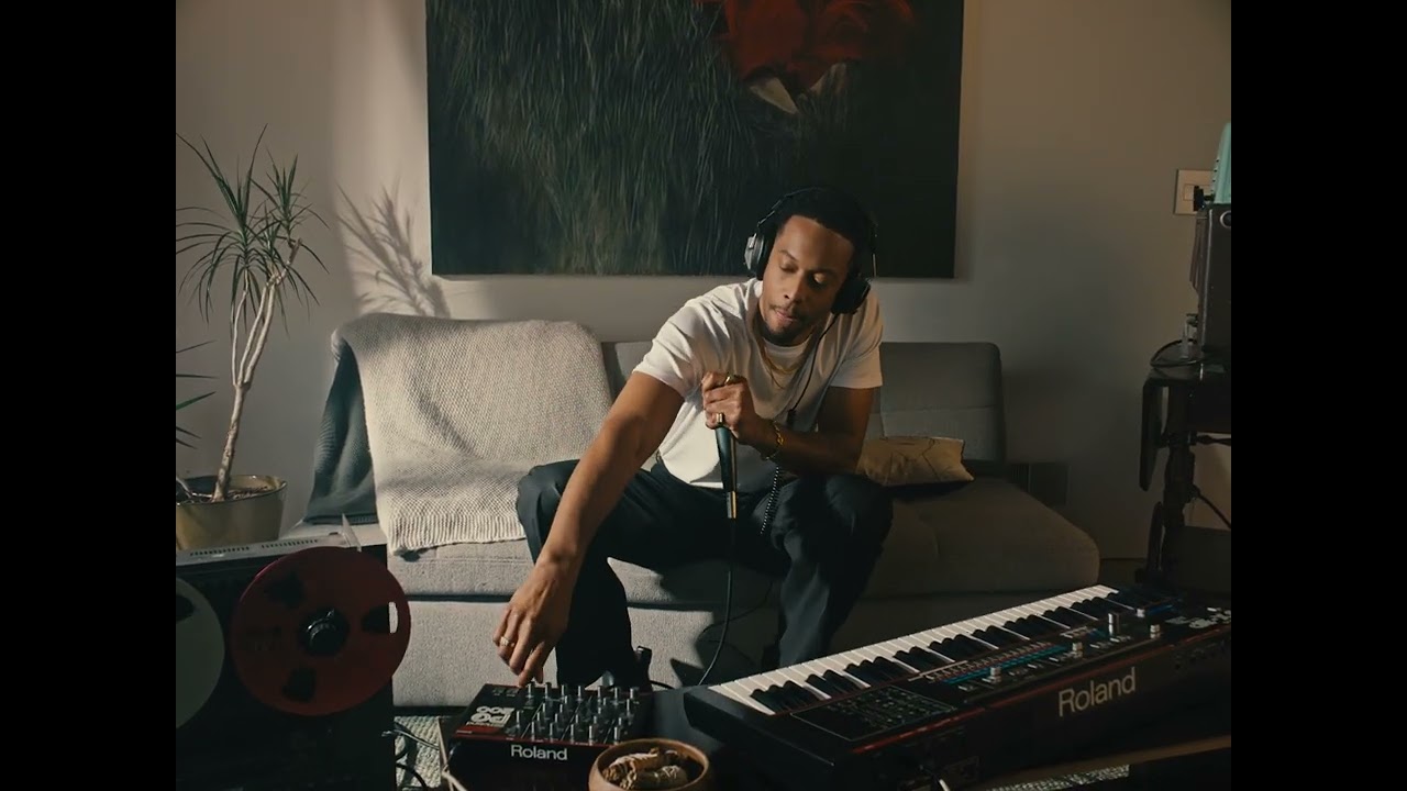 Black Milk - Is It Just Me? video