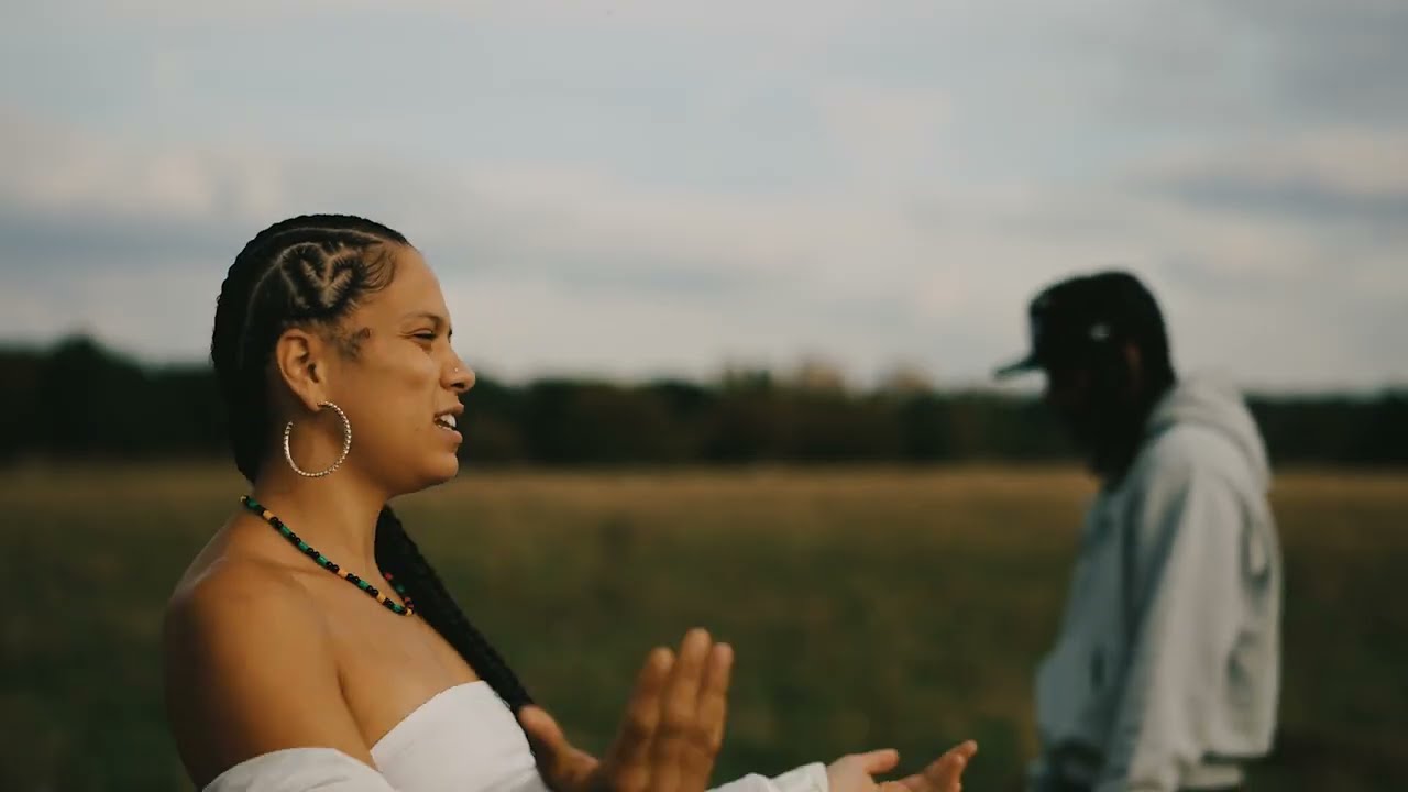 JayaHadADream & Coops - If It Ain't video JayaHadADream & Coops - If It Ain't video